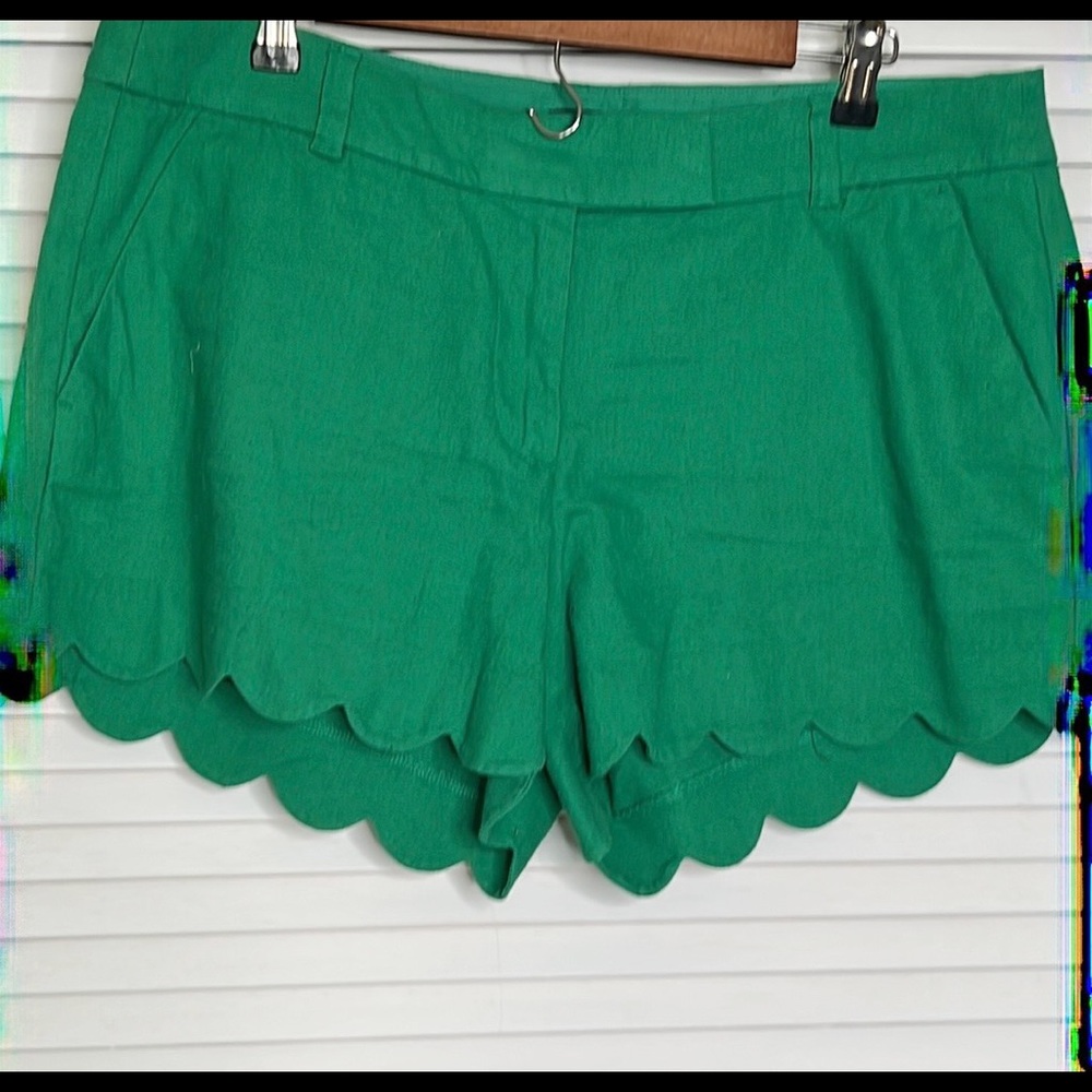 J. Crew Green Linen Scallop Hem Shorts size 12